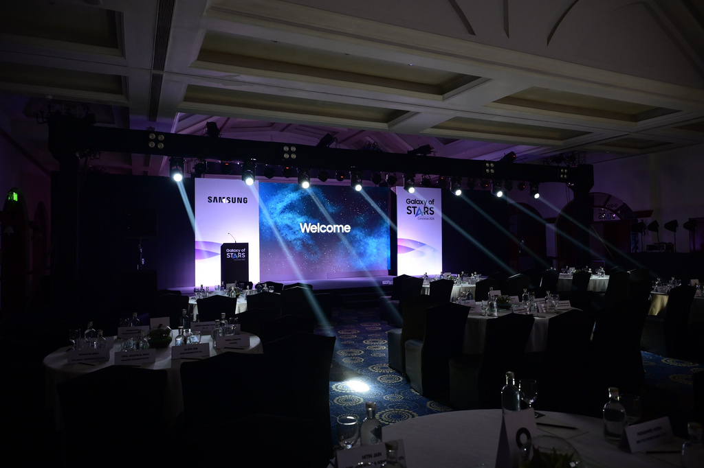Samsung Galaxy of Stars dealer gala — welcome stage